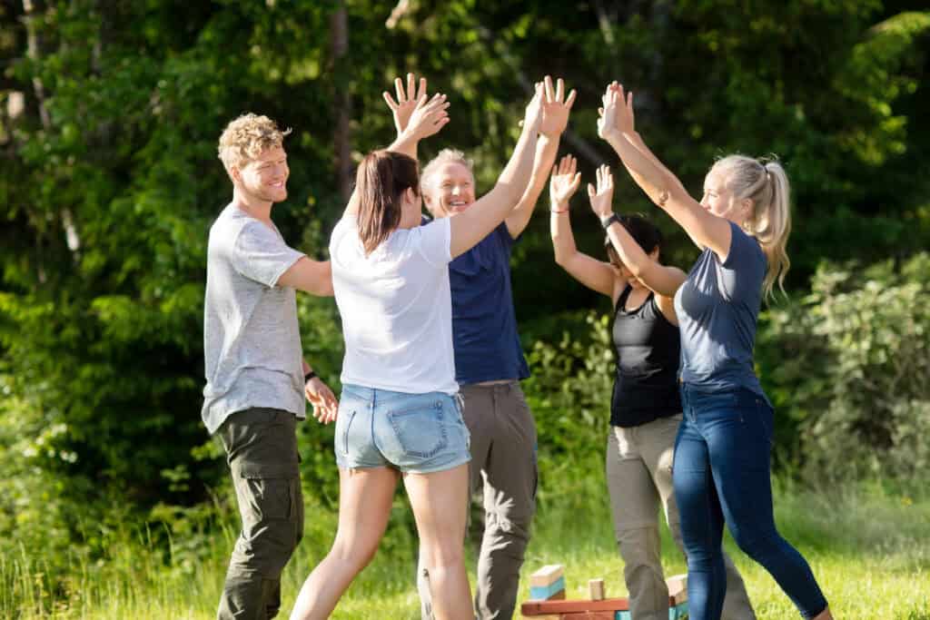 How to Find Meaningful Volunteer Opportunities for Your Corporate Team